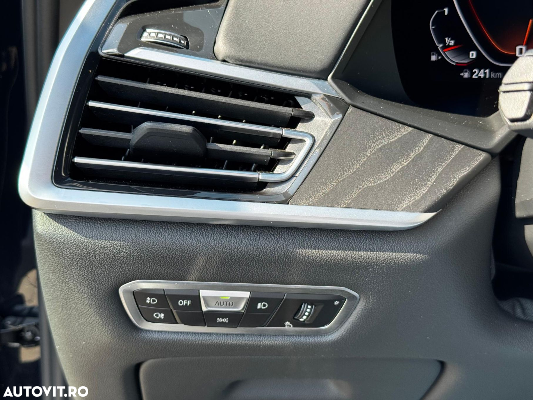 BMW X7 - 23