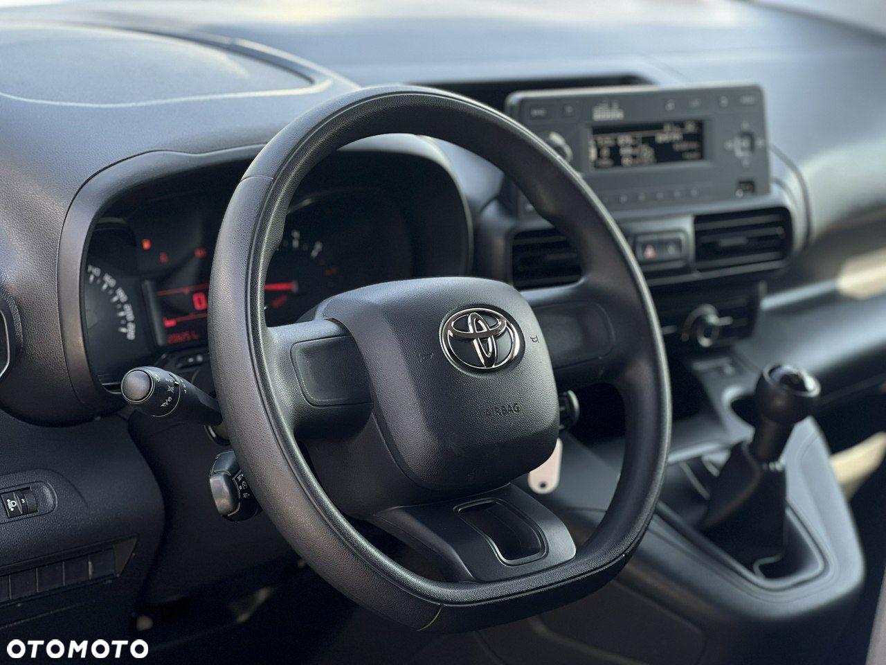 Toyota Proace City 1.5 D-4D Long 2,3t Active (bryg.) - 18