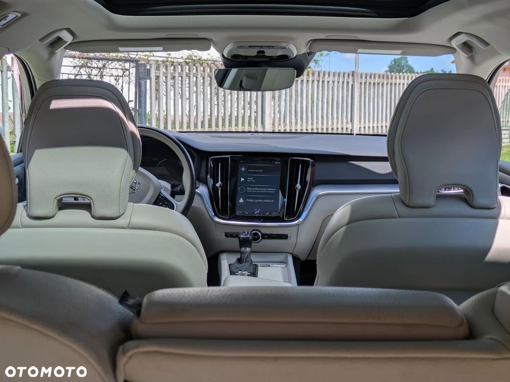 Volvo V60 T5 Geartronic Momentum Pro - 26
