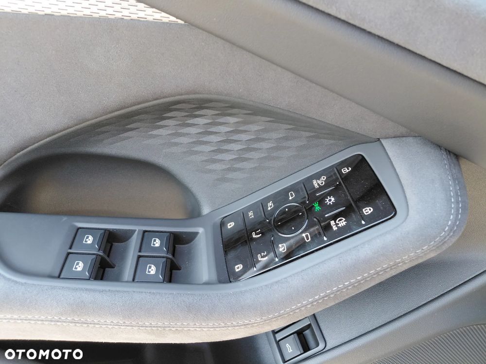 Audi A6 Avant e-Hybrid 270 kW Quattro S tronic - 11