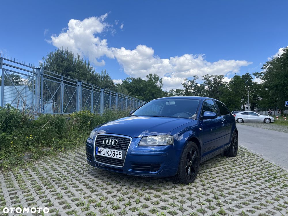 Audi A3 3-drzwiowe 1.6 Ambiente - 1