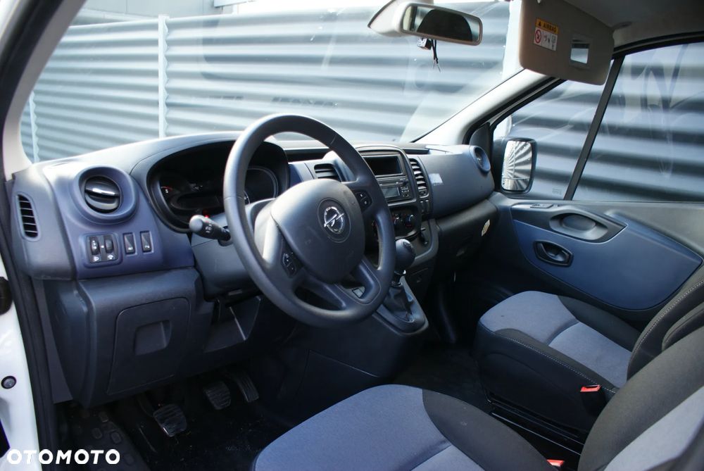 Opel Vivaro L2H1 2,9t Edition - 9