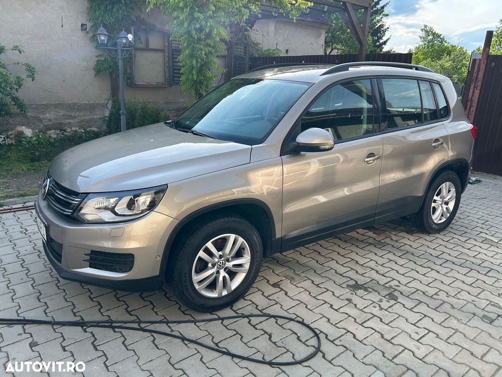 Volkswagen Tiguan - 8