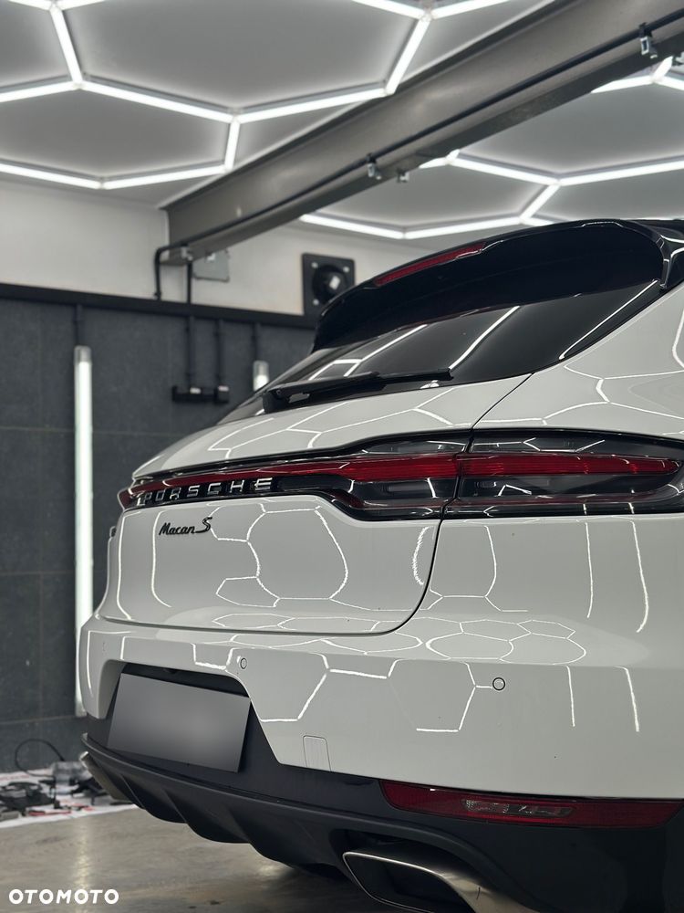 Porsche Macan Standard - 10