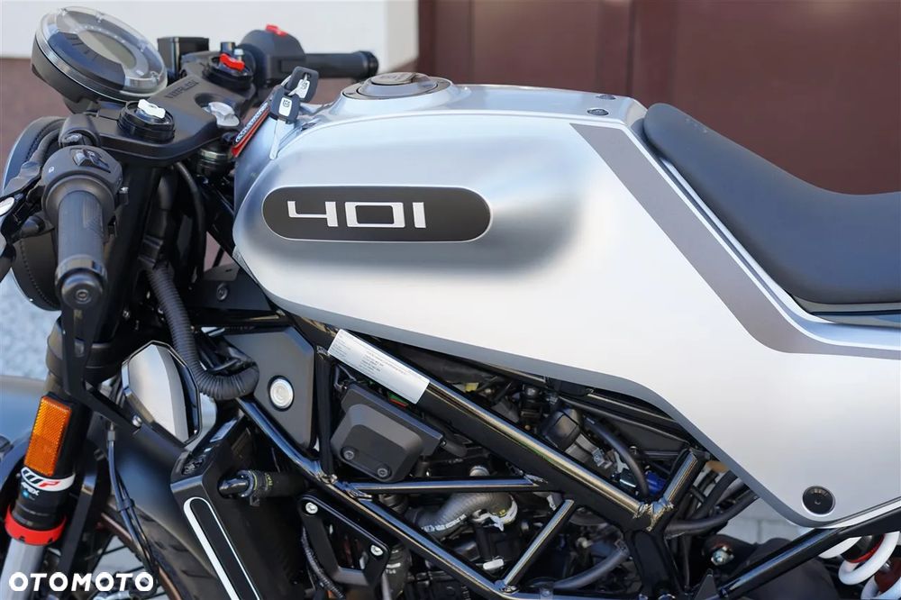 Husqvarna Vitpilen - 27