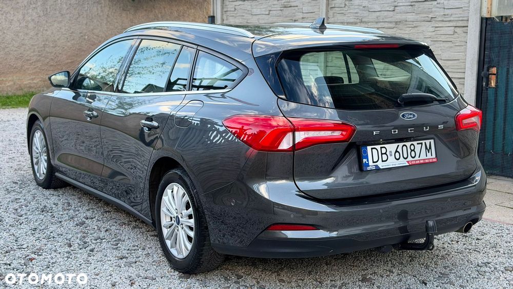 Ford Focus - 10