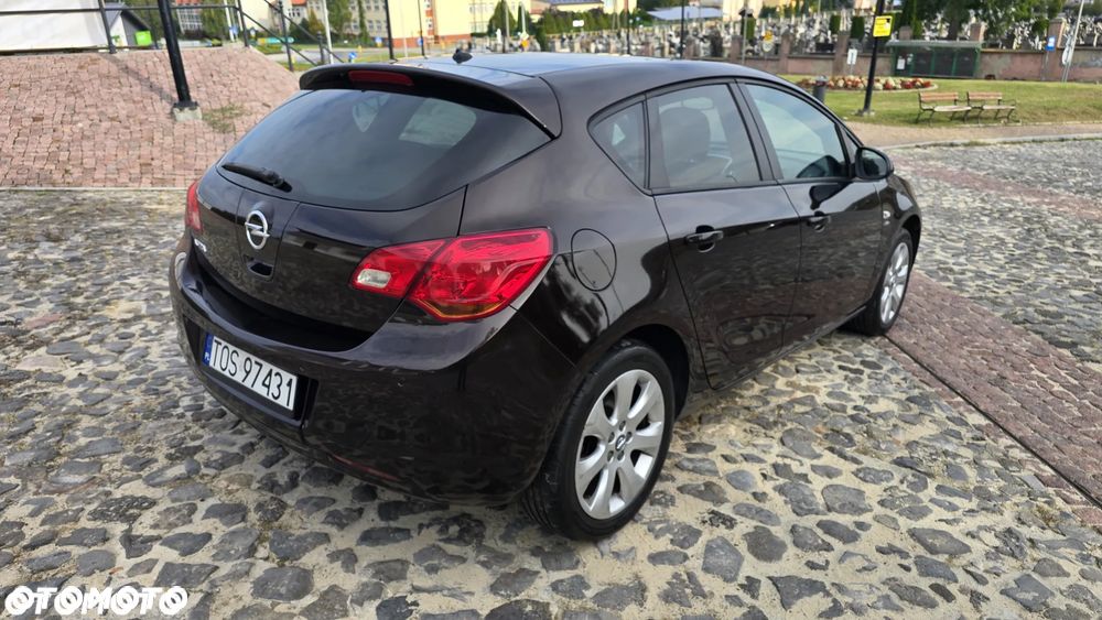 Opel Astra 1.4 Turbo - 13