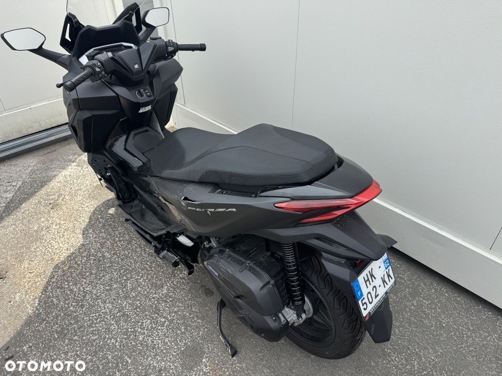 Honda NSS - 11