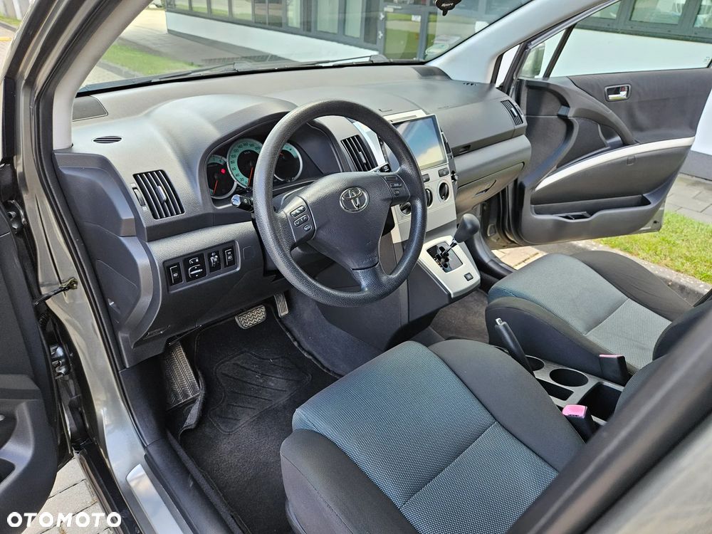 Toyota Corolla Verso 1.8 Multi-Mode Luna - 29