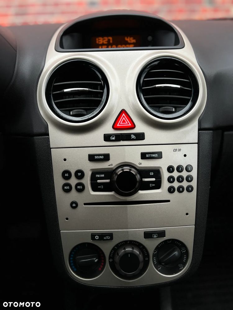 Opel Corsa 1.4 16V Enjoy - 16