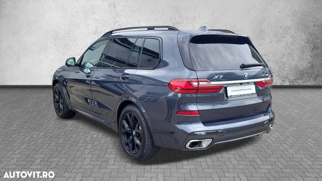 BMW X7 xDrive40i - 7