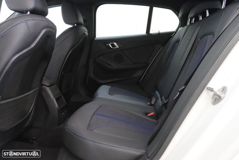 BMW 116 d Pack Desportivo M Auto - 9