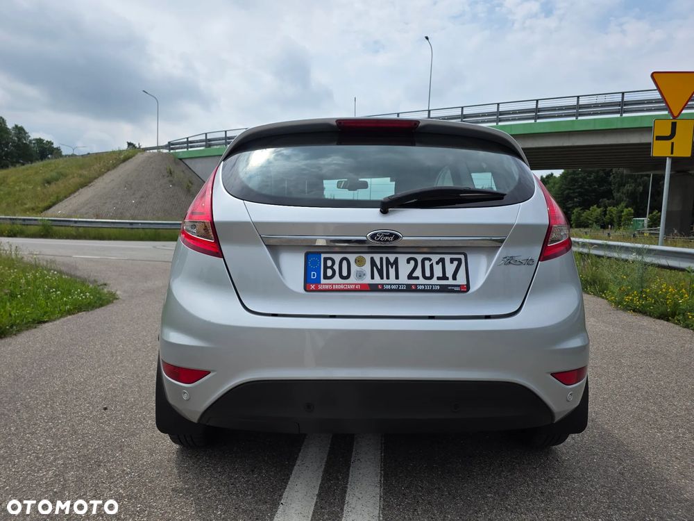 Ford Fiesta 1.25 Titanium EU5 - 11