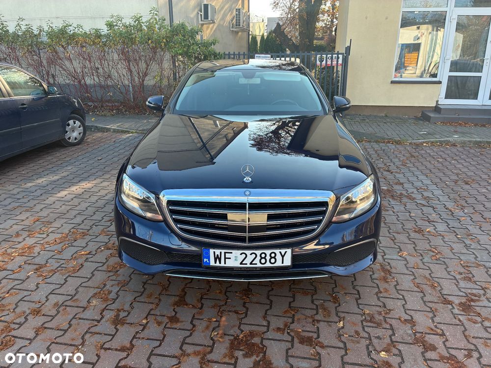 Mercedes-Benz Klasa E 220 d 9G-TRONIC - 20