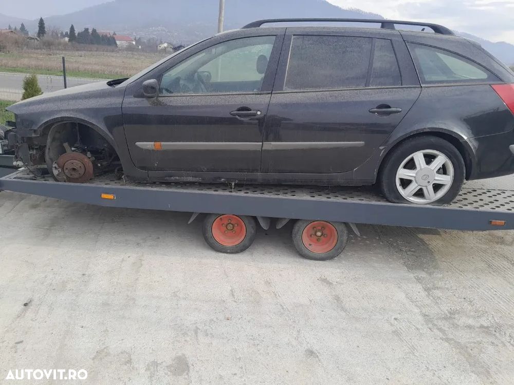 Dezmembrez Renault Laguna 2 2004 BREAK 1.9 DCI, COD MOTOR :F9Q752 - 2