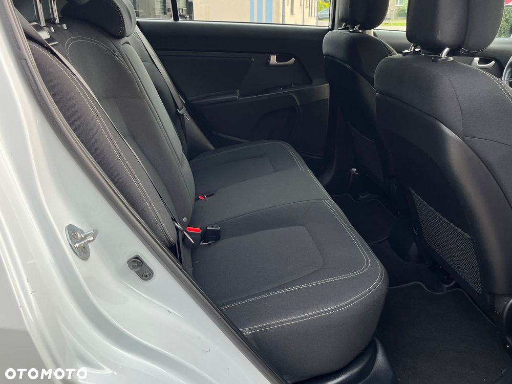 Kia Sportage 2,0 CRDI AWD Vision - 14