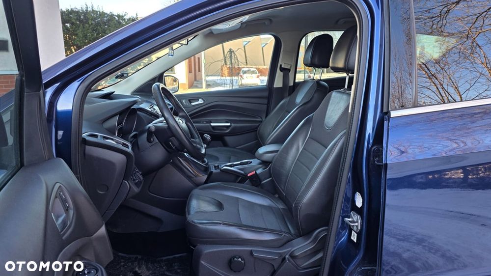 Ford Kuga 1.6 EcoBoost 2x4 Titanium - 18