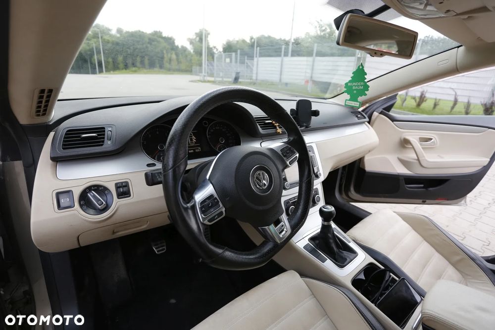 Volkswagen Passat 1.8 TSI Highline - 6