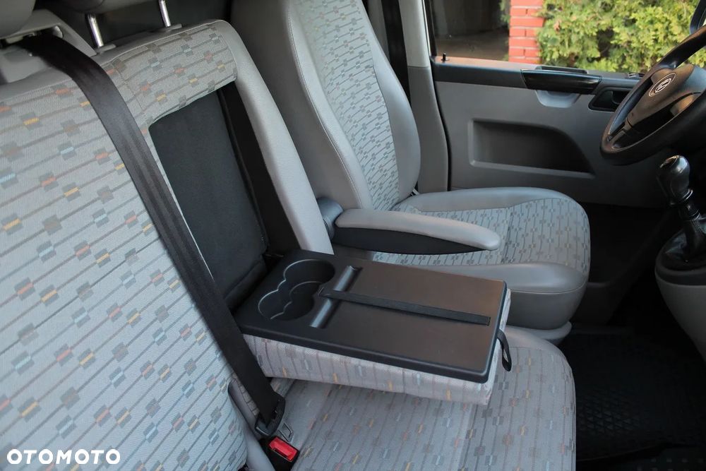 Volkswagen T5 - 25