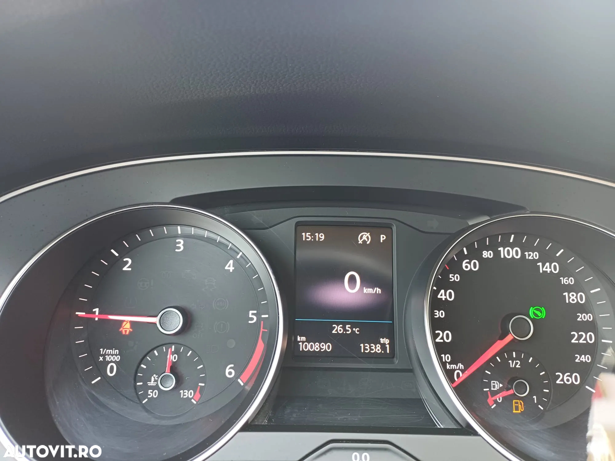 Volkswagen Passat 2.0 TDI DSG Highline - 16