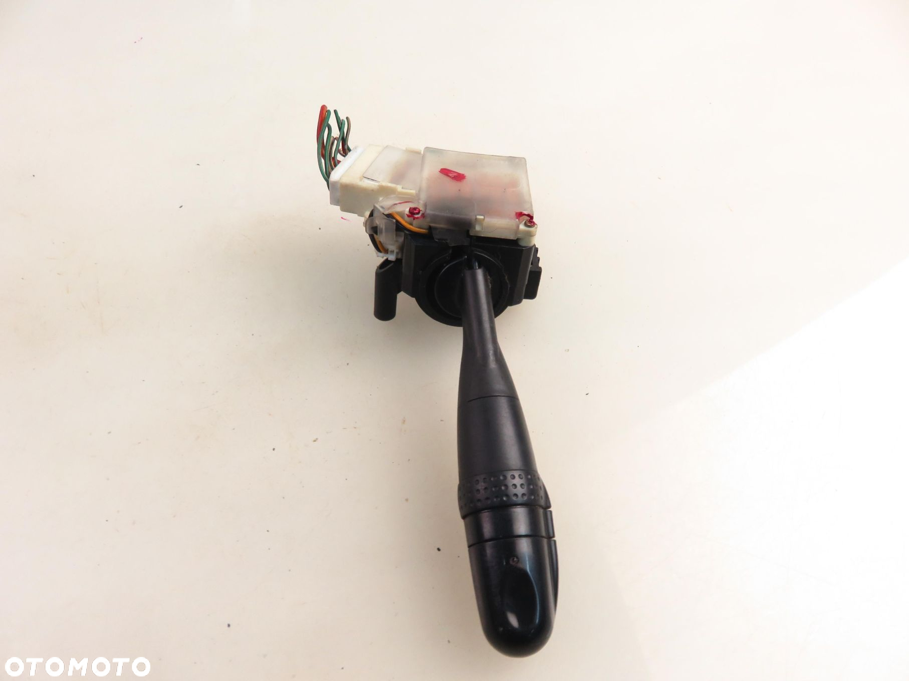 PRZEŁĄCZNIK KIERUNKOWSKAZÓW TOYOTA COROLLA kombi (_E12_) 0218073713 - 6