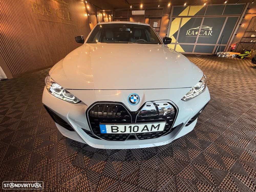 BMW i4 eDrive35 Pack Desportivo M - 9