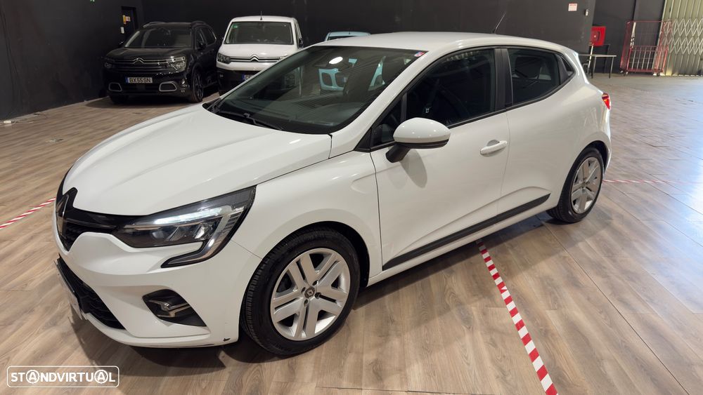 Renault Clio 1.6 E-Tech Intens - 1