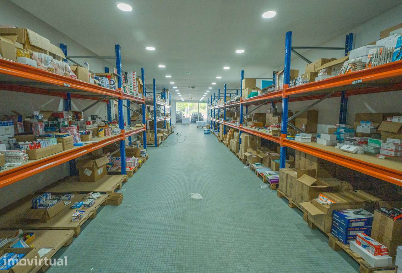 Armazém Industrial em Escariz, Arouca - Grande imagem: 2/34