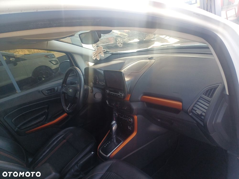 Ford EcoSport - 7
