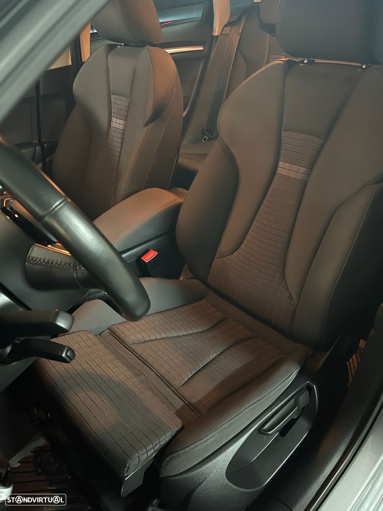 Audi A3 Sportback 1.6 TDI Advance Ultra - 4