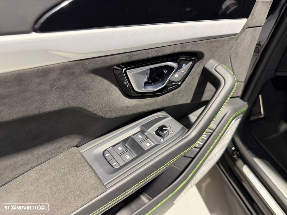 Lamborghini Urus 4.0 V8 — fotografia 24