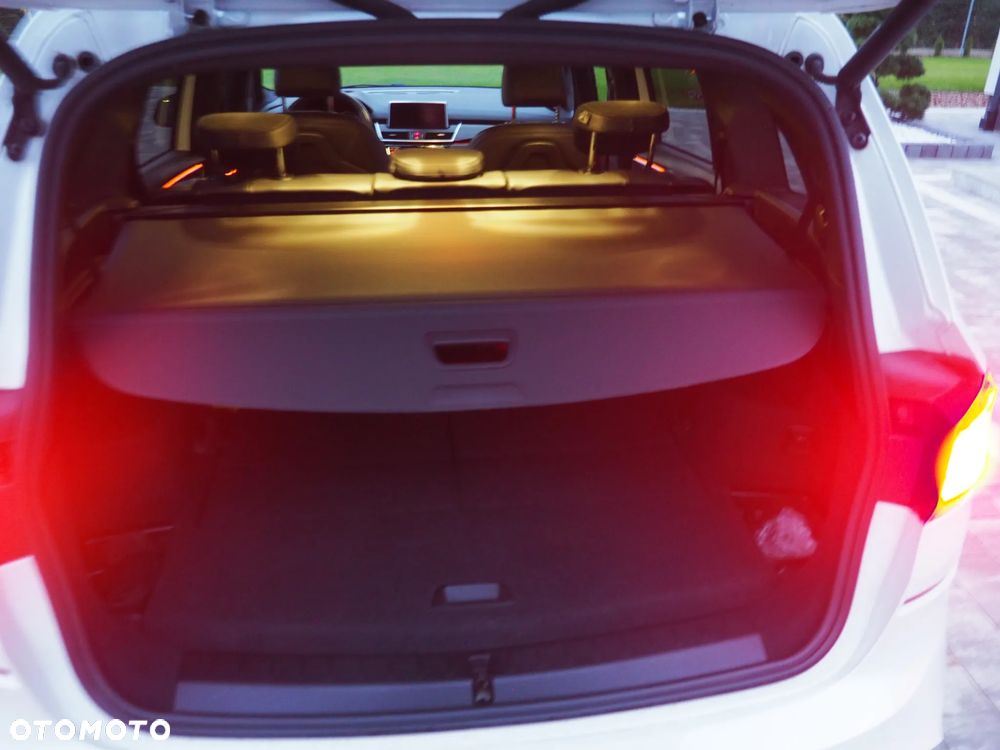 BMW Seria 2 218d M Sport - 29