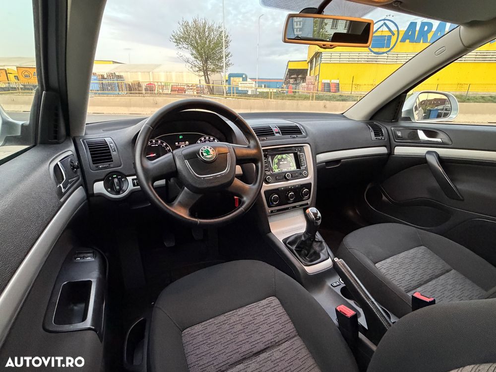 Skoda Octavia - 5