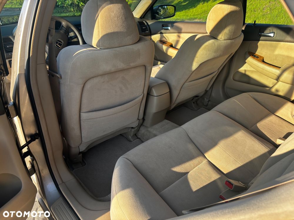 Honda Accord 2.4 LX - 7