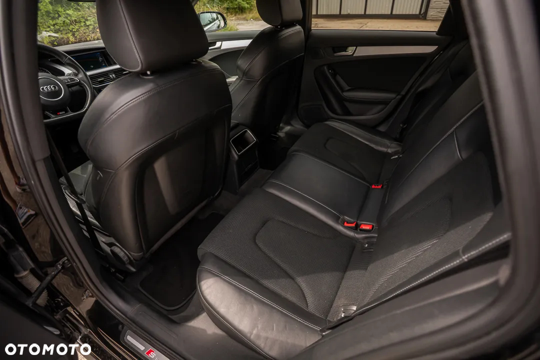 Audi A4 Avant 2.0 TDI DPF quattro S line Sportpaket - 18