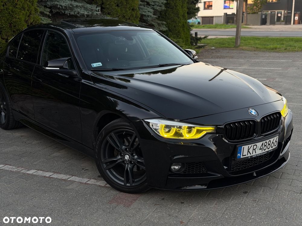 BMW F30 2016 photo 3