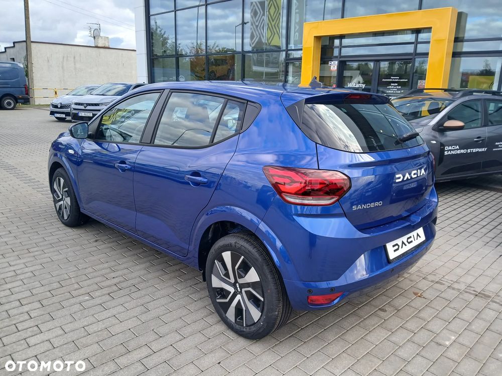 Dacia Sandero - 4