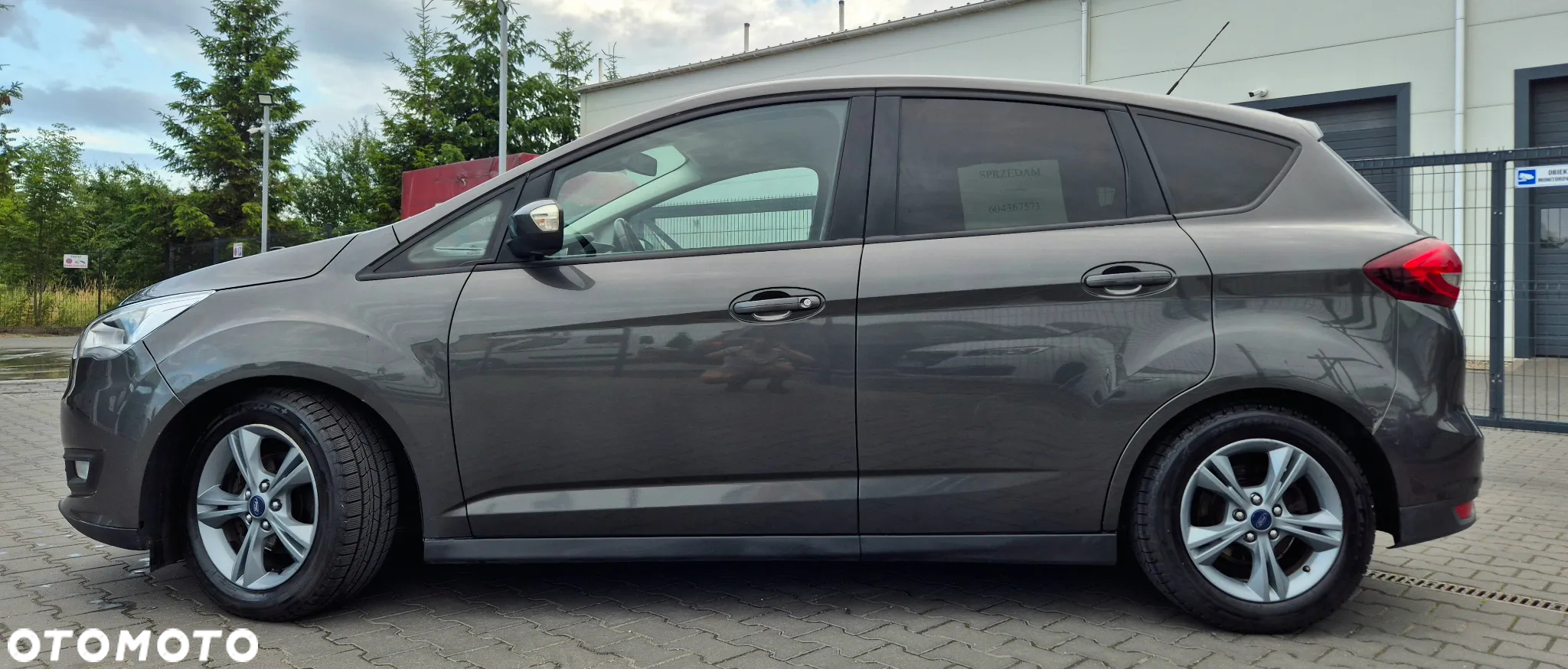 Ford C-MAX 1.5 TDCi Start-Stop-System Titanium - 2