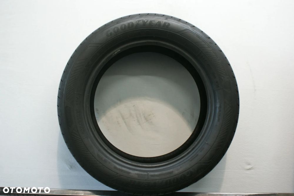205/55R16 GOODYEAR EFFICIENT GRIP PERFORMANCE 2 , 7,3mm  B3932 - 2