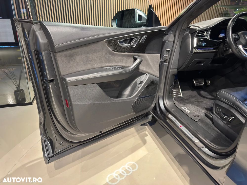 Audi SQ8 4.0 TFSI quattro Tiptronic - 39