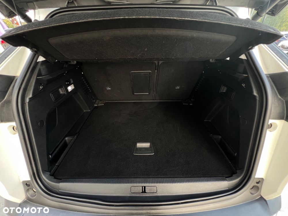 Peugeot 3008 PureTech 130 Stop & Start GPF EAT8 Allure Business-Paket - 30