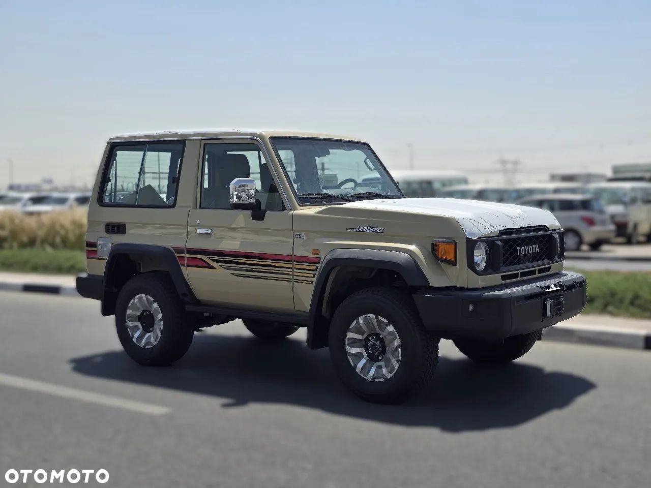 Toyota Land Cruiser - 1