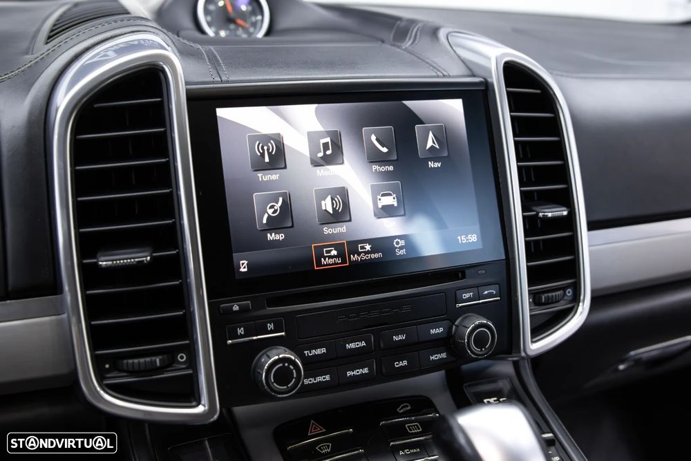 Porsche Cayenne GTS Tiptronic S - 37