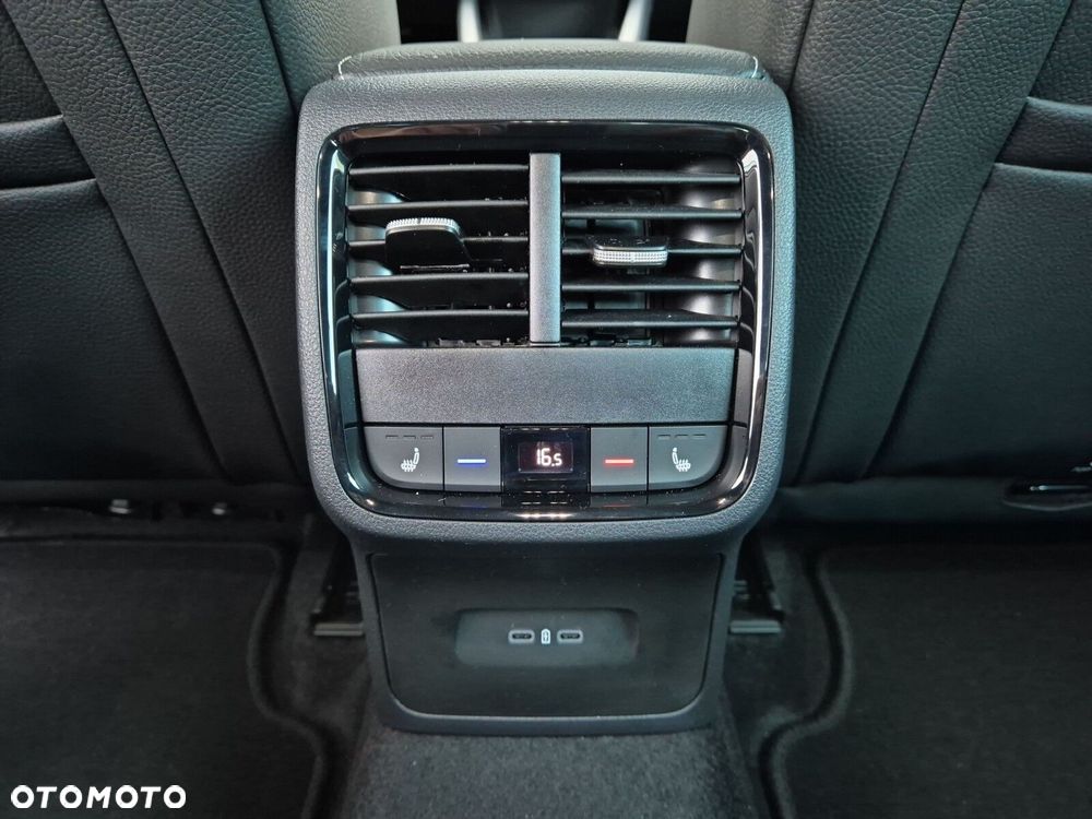 Skoda Octavia 2.0 TSI Sportline 4x4 DSG - 41