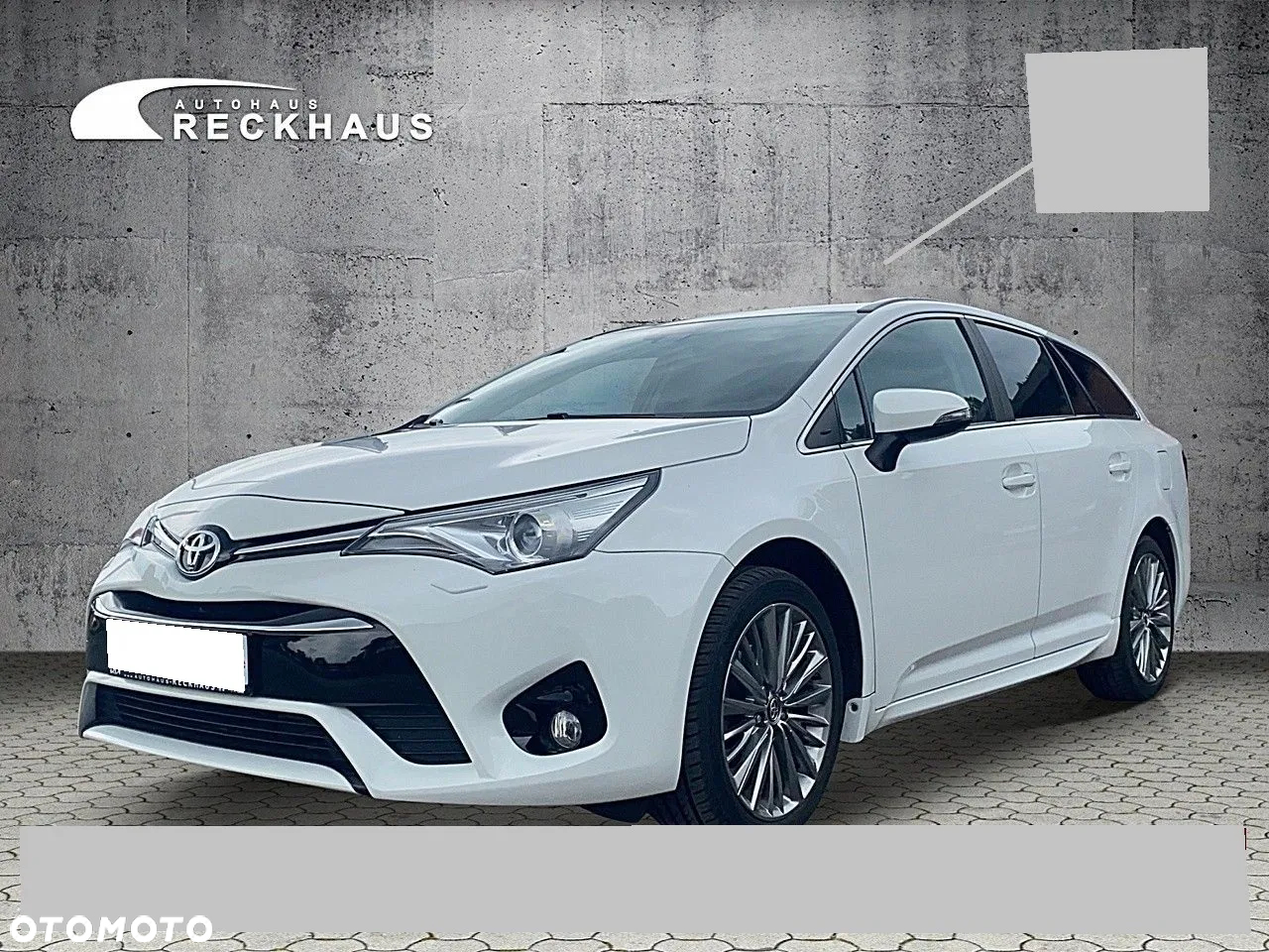 Toyota Avensis 2.0 D-4D Premium - 4