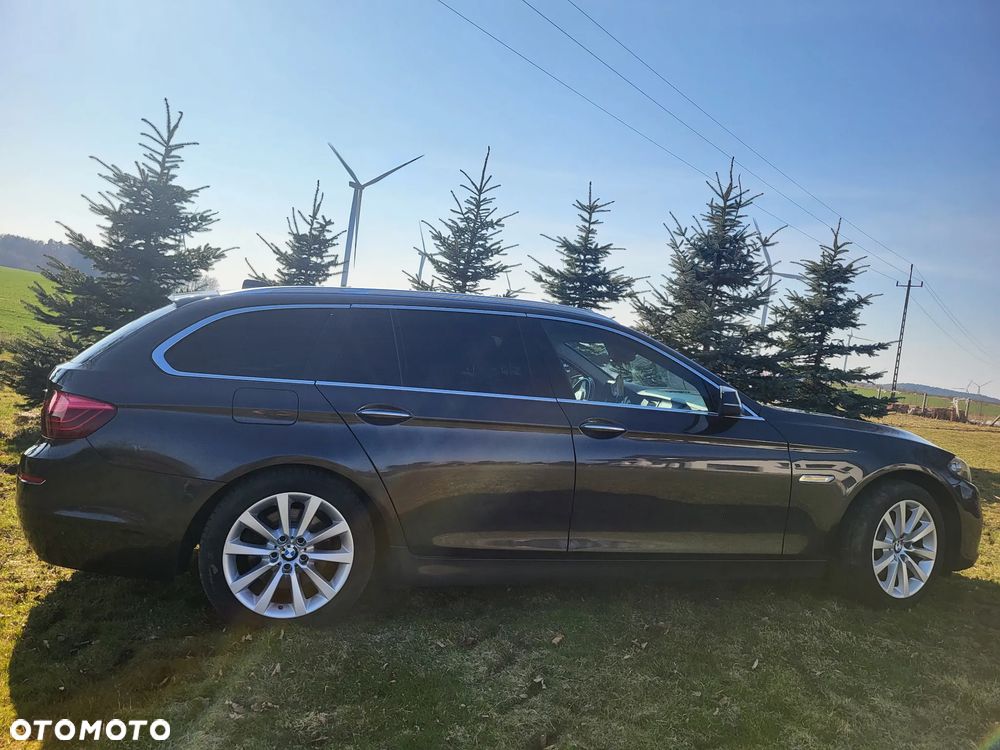 BMW Seria 5 520d xDrive - 6