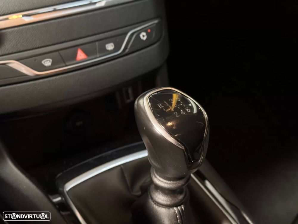 Peugeot 308 SW 1.5 BlueHDi Style - 20