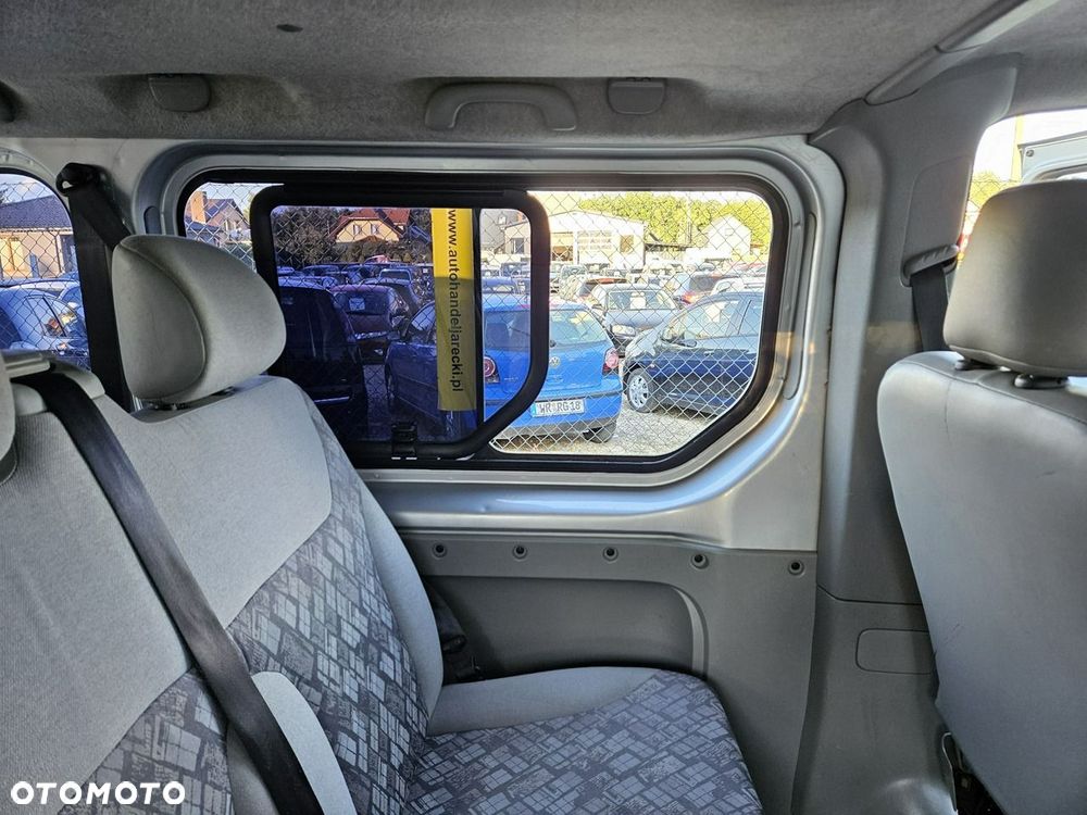 Opel Vivaro - 16