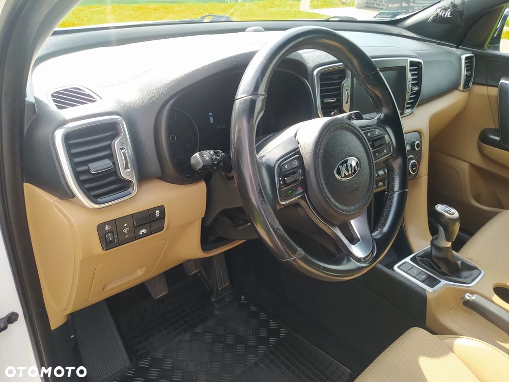 Kia Sportage 1.6 GDI L 2WD - 8