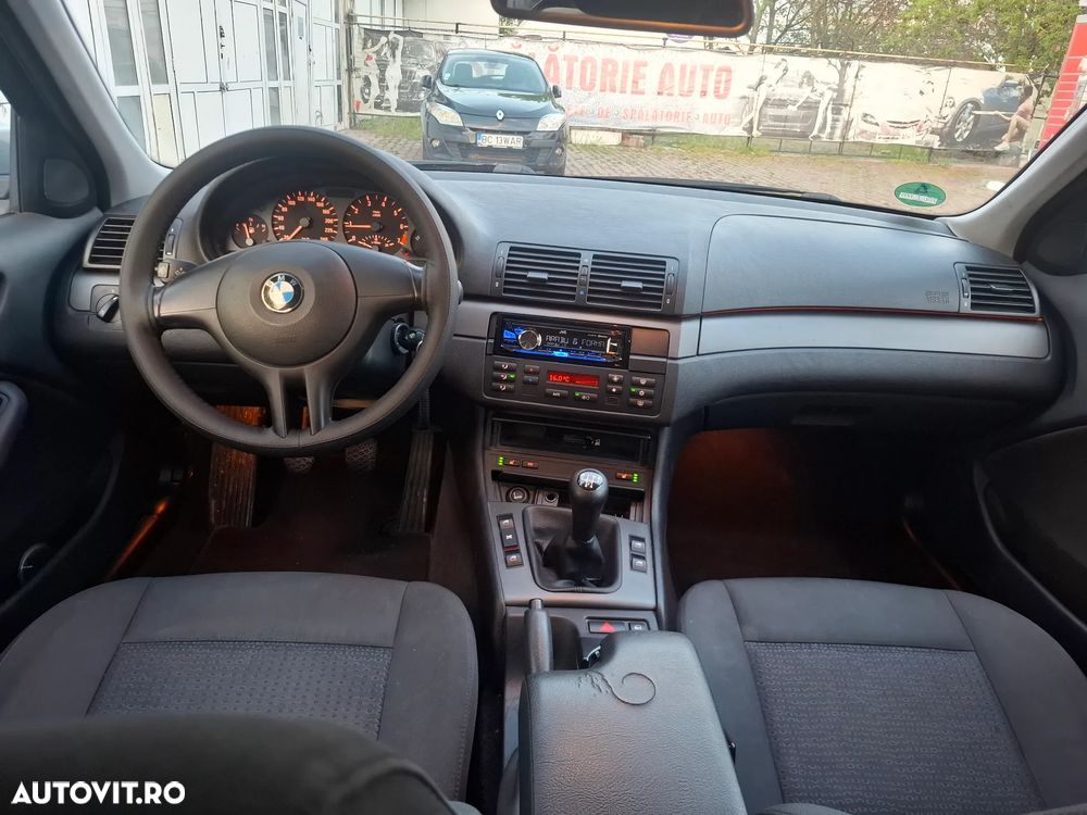 BMW Seria 3 318i Edition Exclusive - 5